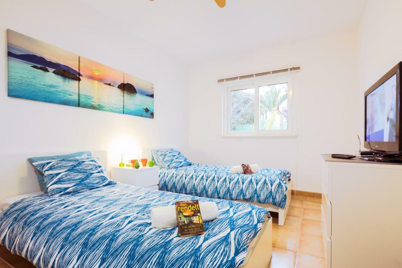 Villa Hibiscus Centrum Corralejo Beach Private Pool Family Eksteriør billede